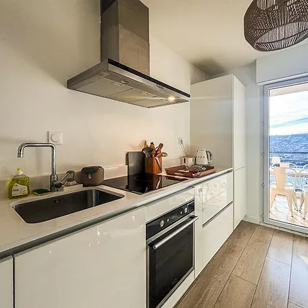 Terre D'azur - Wifi, Parking, Vue Mer